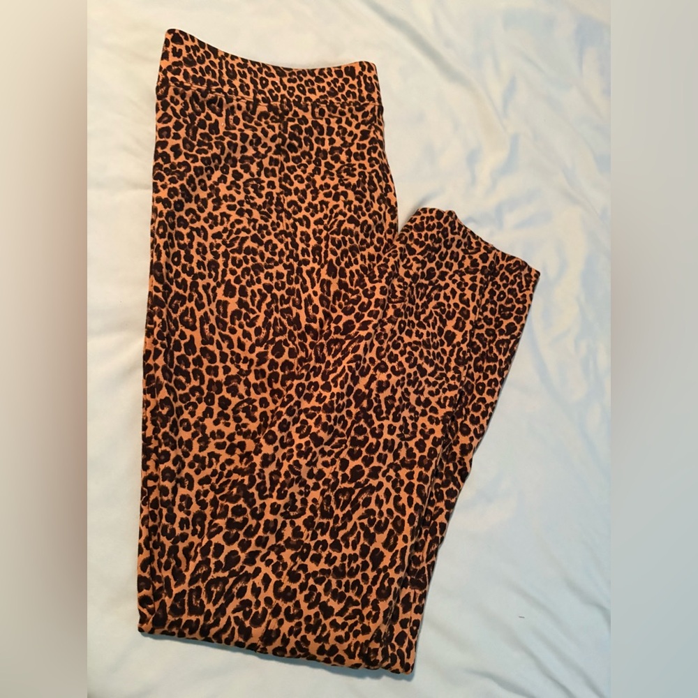 Leopard Print Leggings..